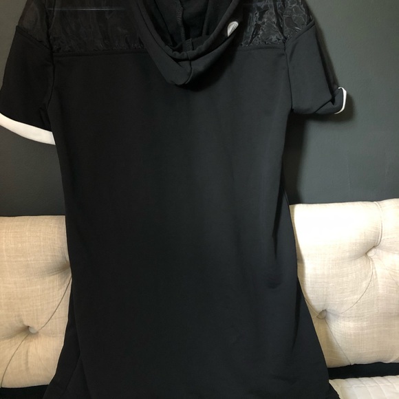 Unique T-Shirt Dress - Picture 2 of 2